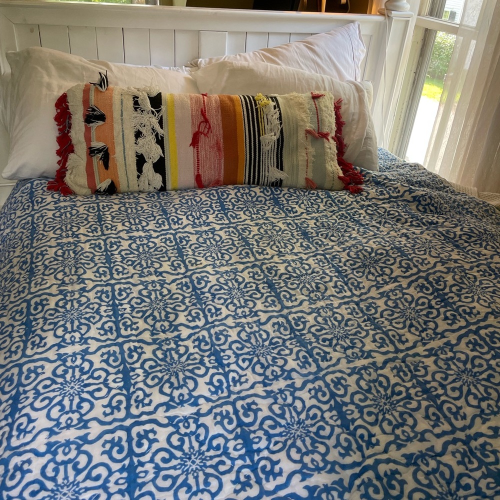 Roller Rabbit Quilt - Picture 10 of 10